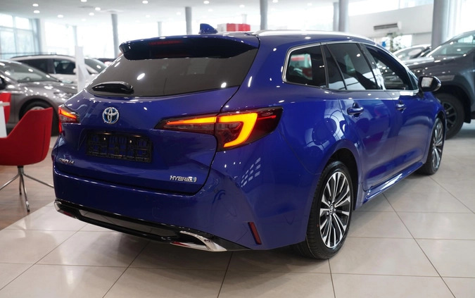 Toyota Corolla cena 148488 przebieg: 1, rok produkcji 2024 z Wałcz małe 301